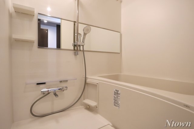 バス・シャワールーム　ゆったり過ごせるお風呂です