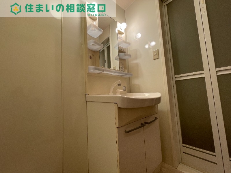 洗面設備　同型