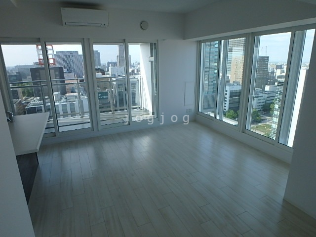 居室・リビング　同号室タイプ写真