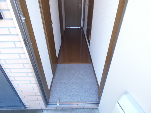 玄関　明るい玄関です