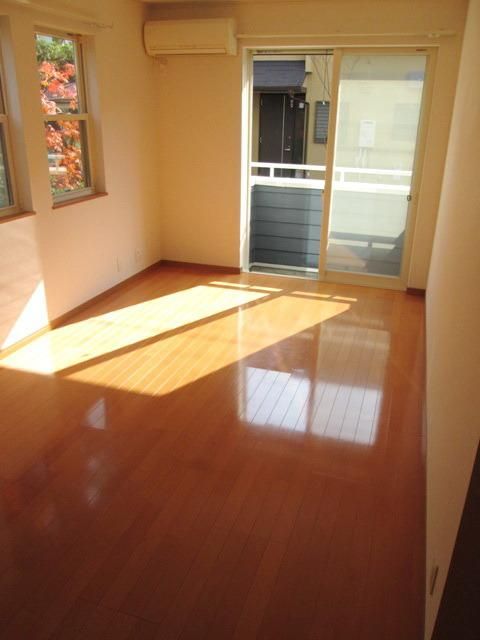 その他部屋・スペース　☆明るい洋室☆