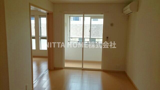 居室・リビング　リビングは11.6帖です☆彡