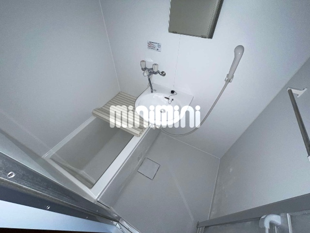 バス・シャワールーム　※同物件の別号室の参考写真です。