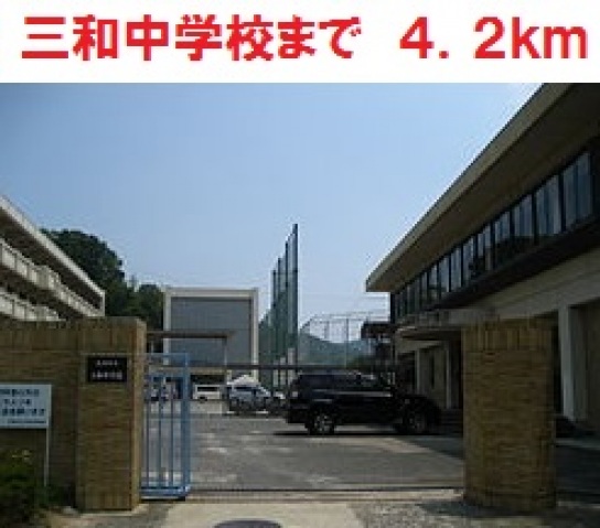 スーパー　ピュアークック五月が丘店（スーパー）まで1302m