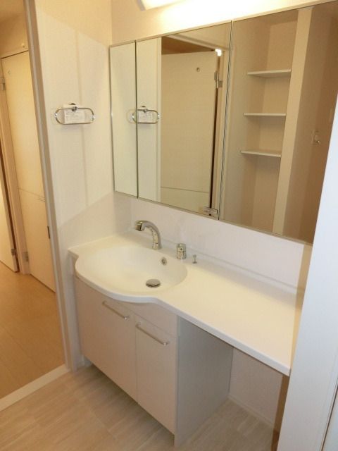 洗面設備　※別号室参考写真です