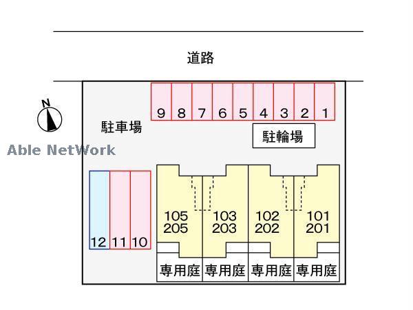 駐車場　駐車場