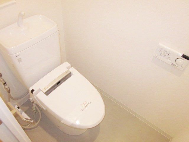 トイレ　同タイプ間取りのお写真です