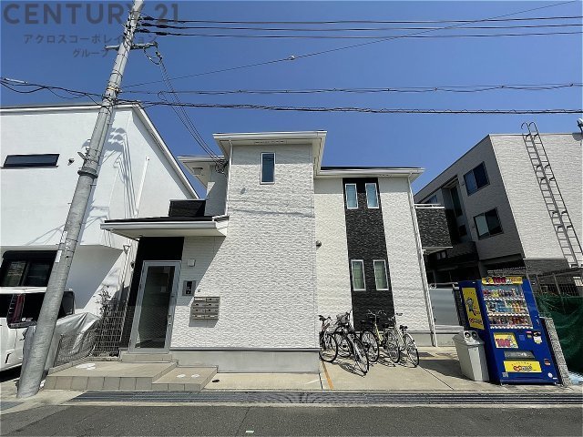 建物外観　オートロック付きで外部からの出入りがなく安心です