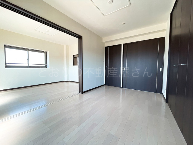その他部屋・スペース　ホワイトカラーの床材