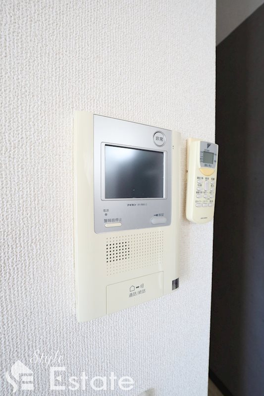 セキュリティ　モニター付きインターホン