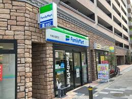 コンビニ　ファミリーマート今津水波町店（コンビニ）まで221m