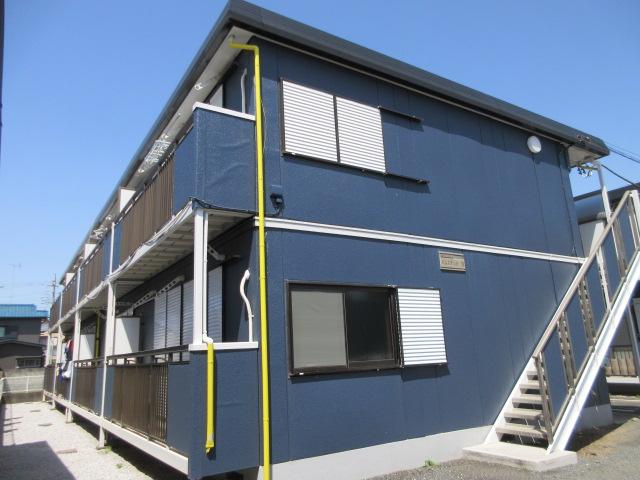 建物外観　外壁塗装済