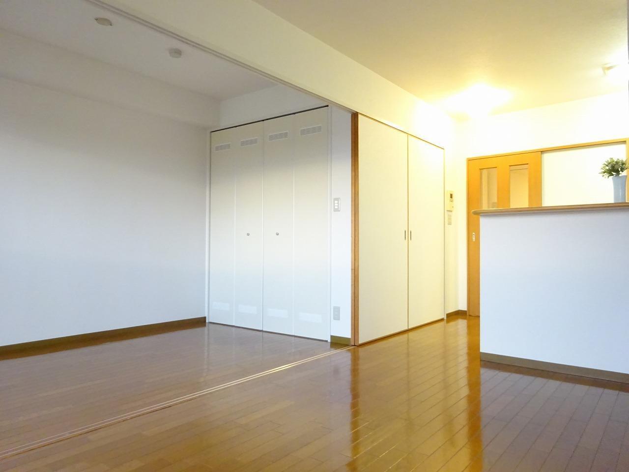 アンアークの居間写真