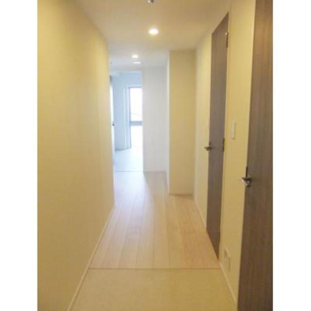玄関　※写真は同タイプ住戸です。