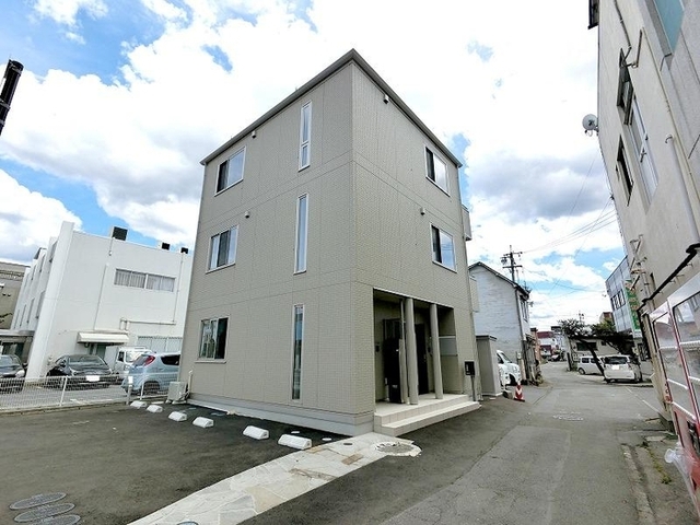 建物外観　建物外観