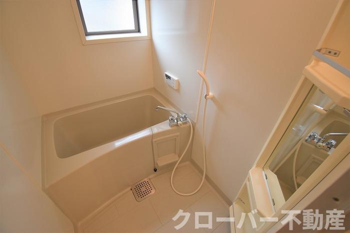 バス・シャワールーム　浴室