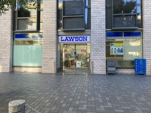 コンビニ　ローソンサテライト OSL肥後橋駅南店（コンビニ）まで65m