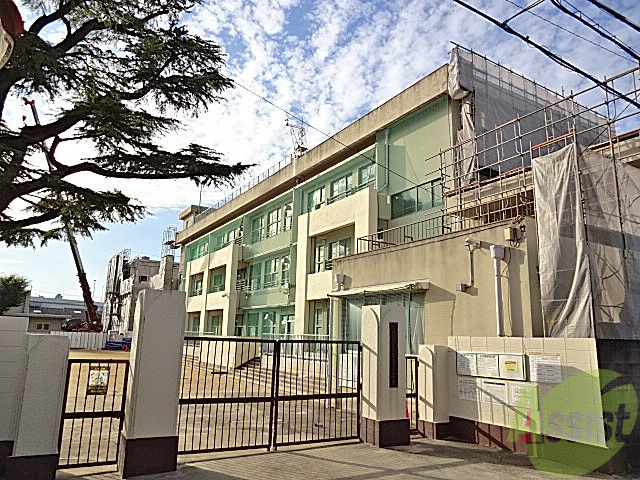 小学校　蛍池小学校（小学校）まで535m