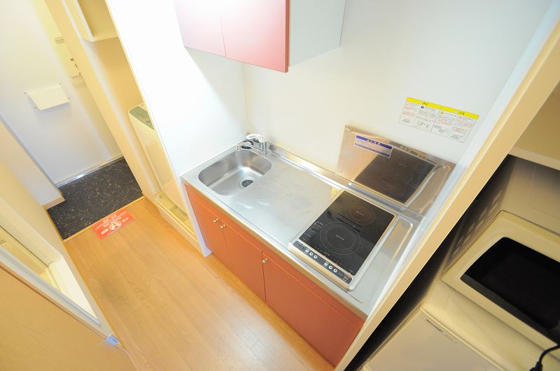 キッチン　実際のキッチンは設備・仕様が異なる場合がございます