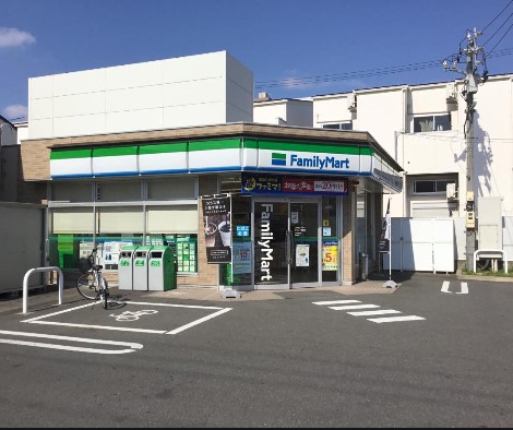 コンビニ　ファミリーマート 中村上ノ宮町店（コンビニ）まで383m