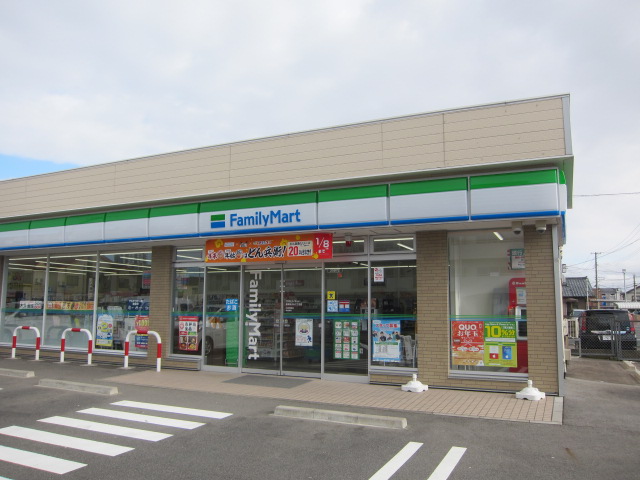 コンビニ　ファミリーマート 新潟あぶみ三丁目店（コンビニ）まで356m