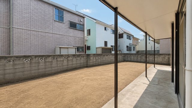 庭　※リフォーム中の為現況を優先します。
