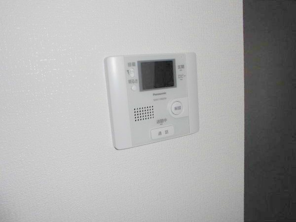 セキュリティ　来客の顔が見えて安心！TVモニターホン付きです♪