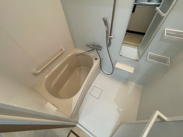 バス・シャワールーム　きれいなお風呂です