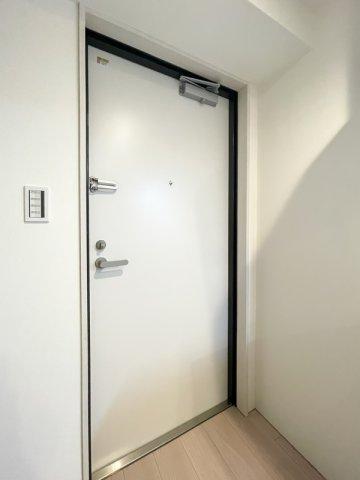 玄関　落ち着いた玄関です