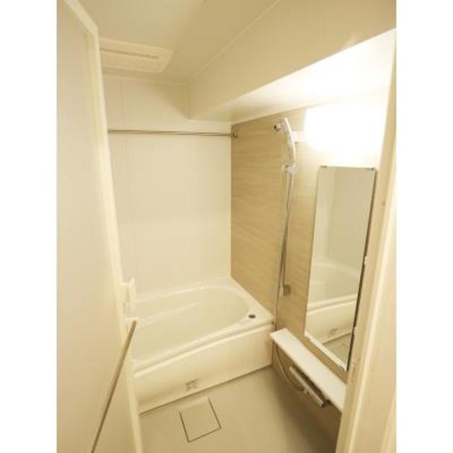 バス・シャワールーム　※写真は同タイプ住戸です。