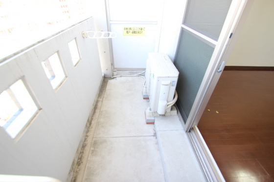 バルコニー　※別部屋の写真です