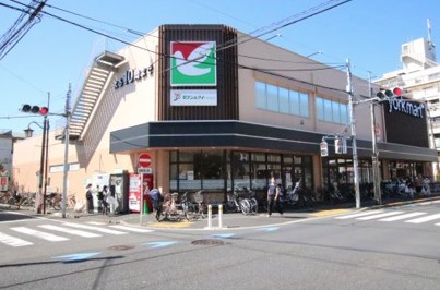スーパー　ヨークマート 中町店（スーパー）まで374m