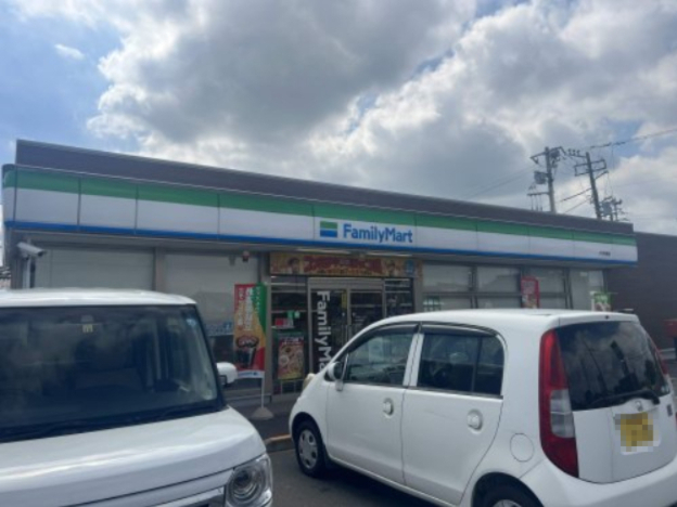 コンビニ　ファミリーマート　大洗和銅店（コンビニ）まで519m