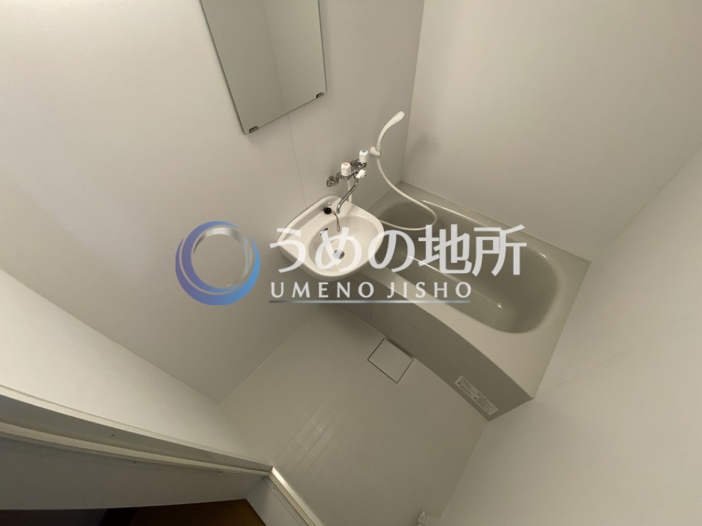 ＪＲ久大本線 久留米大学前駅 徒歩15分 3階建 築38年の風呂写真