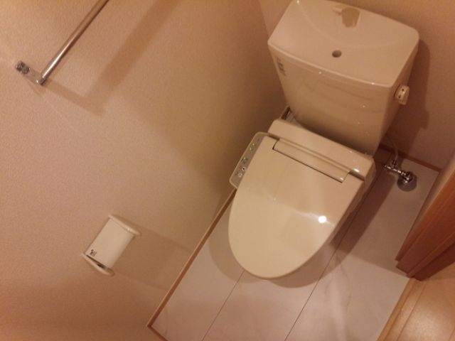 メゾンクレール墨田のトイレ写真
