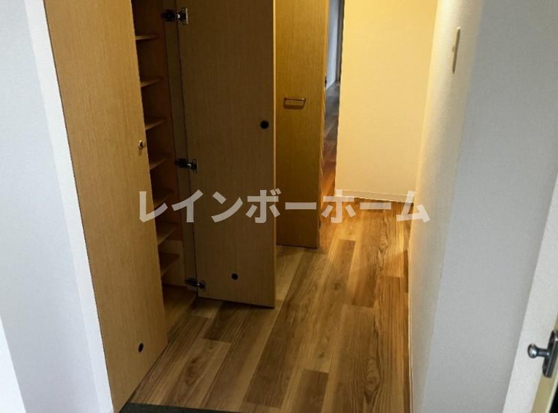 ＪＲ常磐線 柏駅 徒歩5分 5階建 築24年の玄関写真