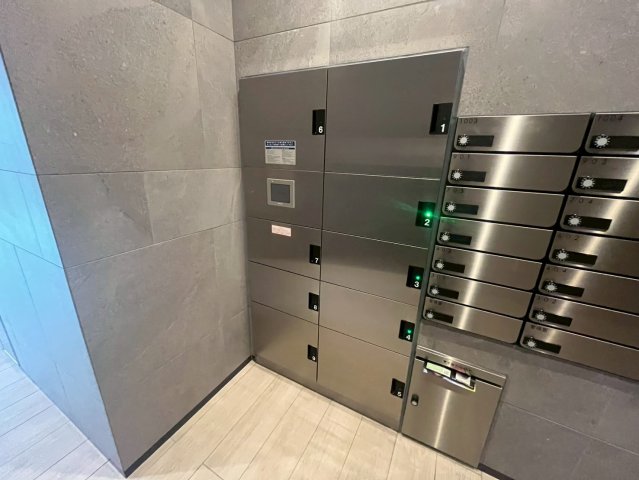 スプランディッド新大阪VIIの外観写真