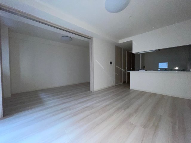 プレサンスブルーム浅草の居間写真
