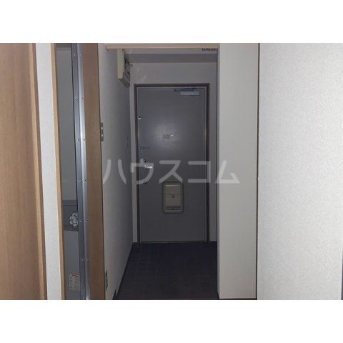 メゾンルシエールの玄関写真