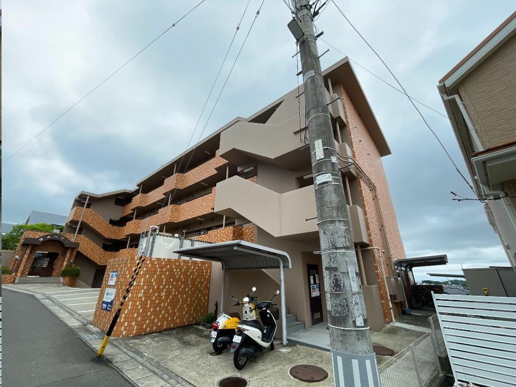 禄山ハイツ