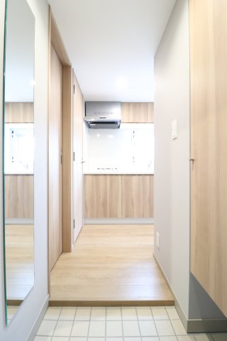 MiNo三軒茶屋の玄関写真