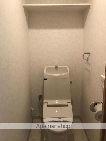 京急本線 梅屋敷駅 徒歩9分 10階建 築16年のトイレ写真