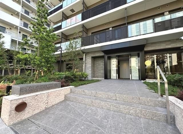 エントランス　建物の内部です