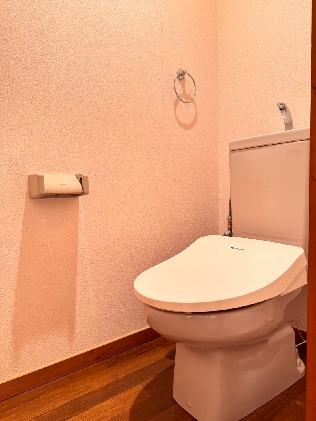 じゃがいも畑のトイレ写真