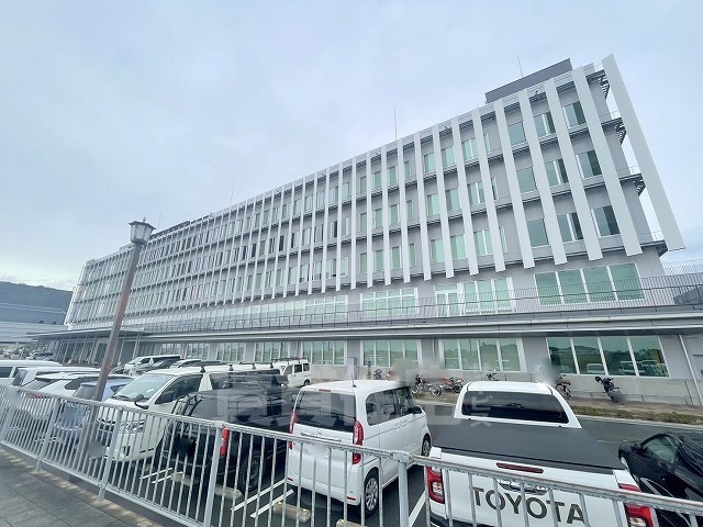 役所　柏原市役所（役所）まで2642m