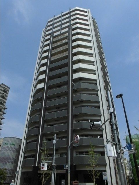 建物外観　レーベンリヴァーレ東京ラ・トーレ　荒川区荒川５