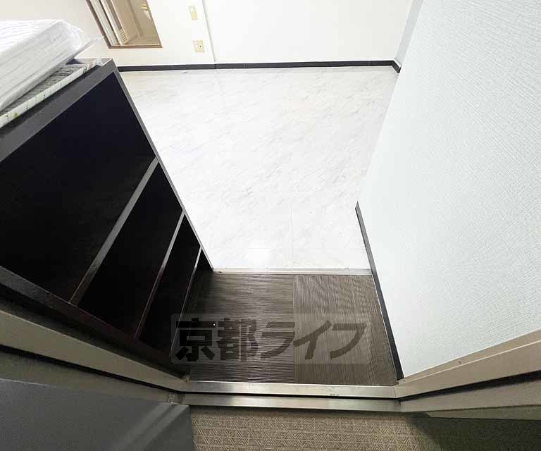 玄関　十分な収納力を確保しています。