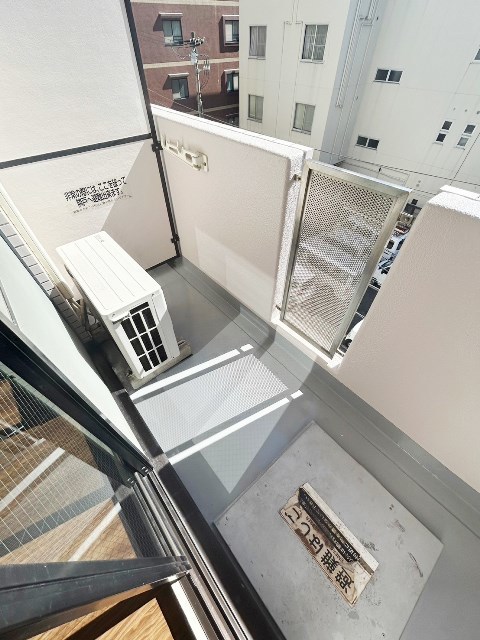 バルコニー　別部屋同仕様タイプ