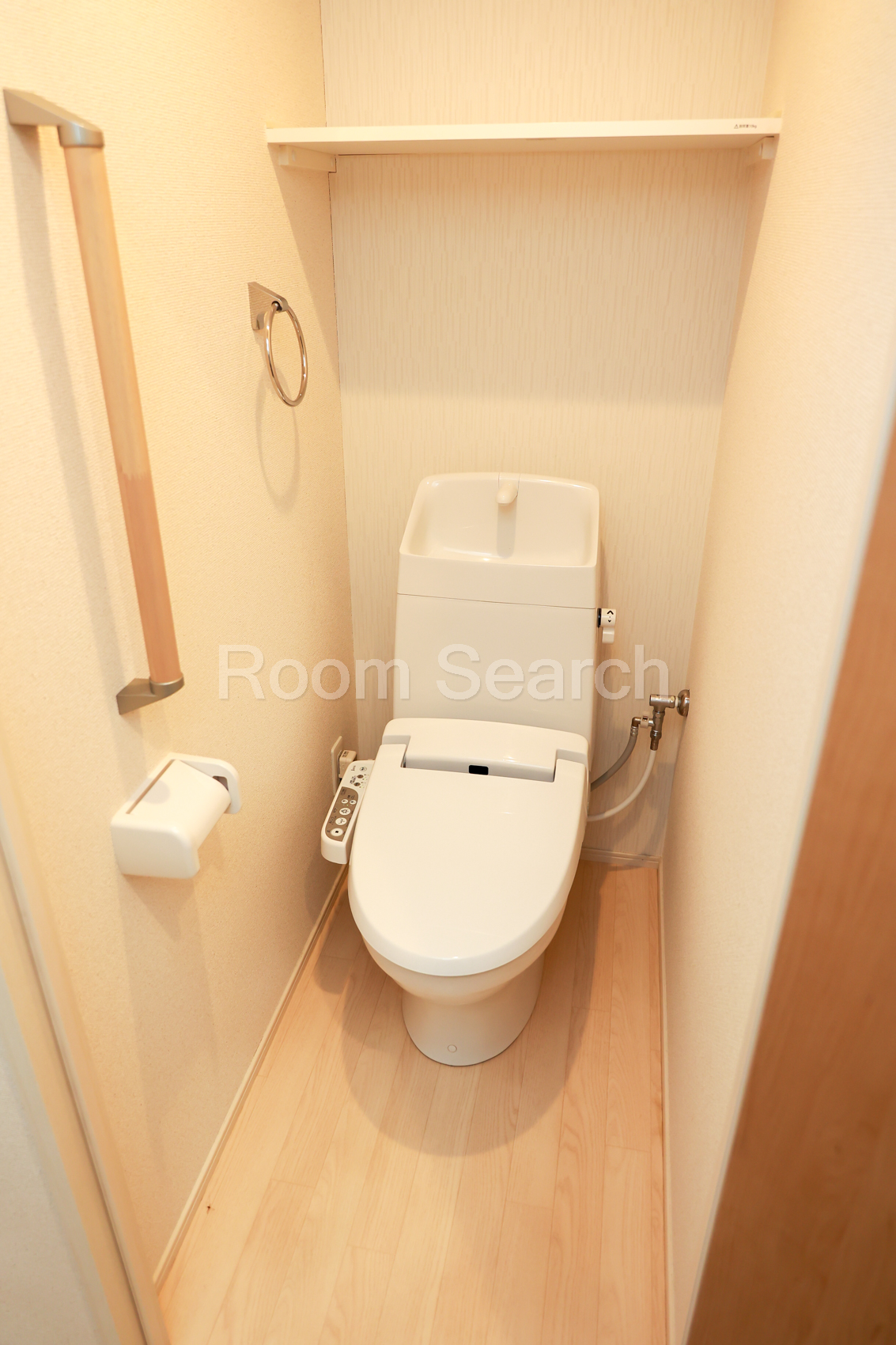 トイレ　温水洗浄便座