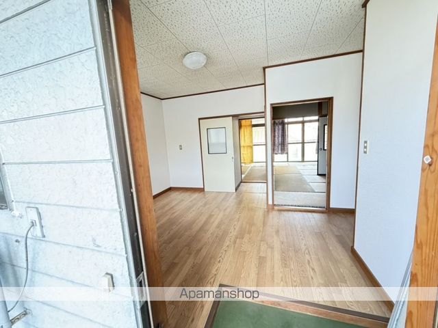 コーポはとの玄関写真